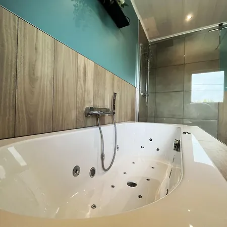 펜션 Lu T Chene Opont