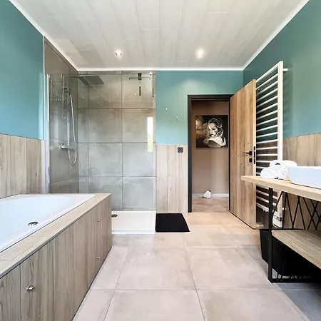 Lu T Chene 펜션 Opont